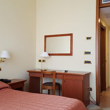 Grand Hotel Moon Valley Vico Equense Zewnętrze zdjęcie