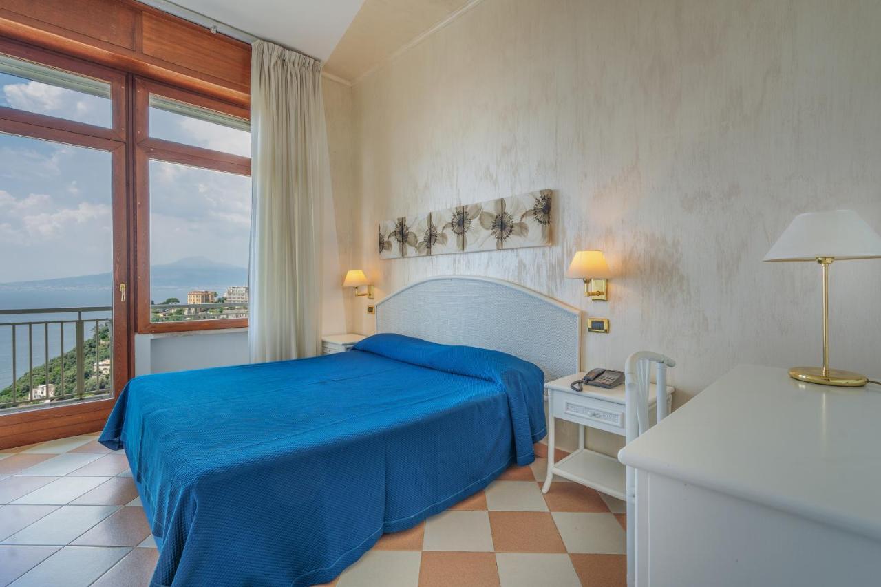 Grand Hotel Moon Valley Vico Equense Zewnętrze zdjęcie
