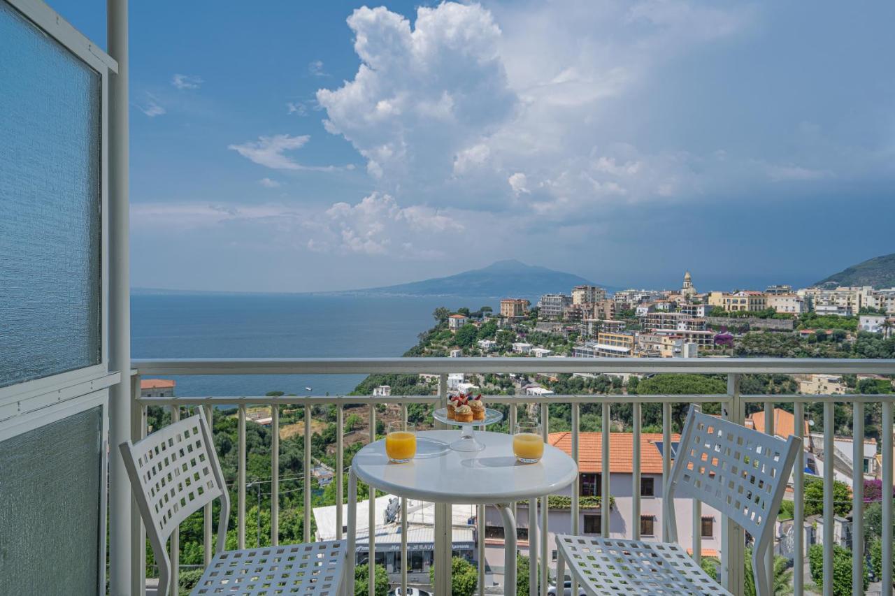 Grand Hotel Moon Valley Vico Equense Zewnętrze zdjęcie