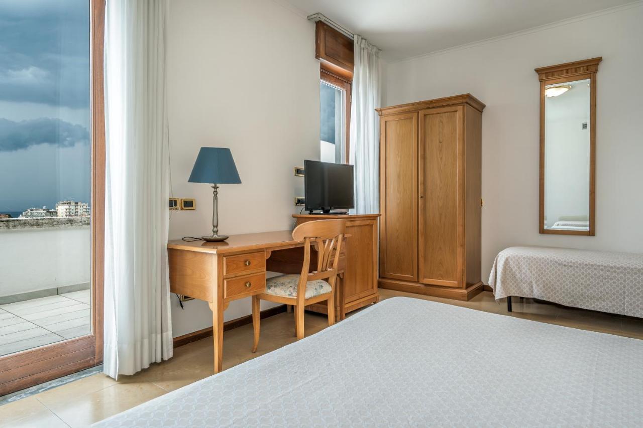 Grand Hotel Moon Valley Vico Equense Zewnętrze zdjęcie
