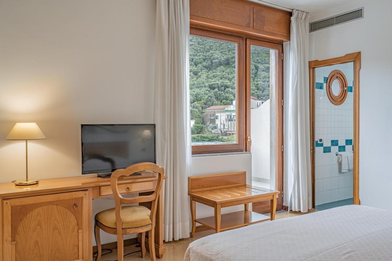 Grand Hotel Moon Valley Vico Equense Zewnętrze zdjęcie