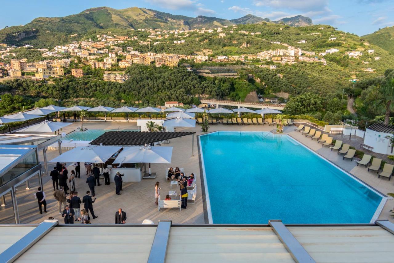 Grand Hotel Moon Valley Vico Equense Zewnętrze zdjęcie