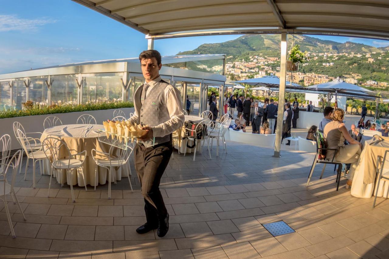 Grand Hotel Moon Valley Vico Equense Zewnętrze zdjęcie