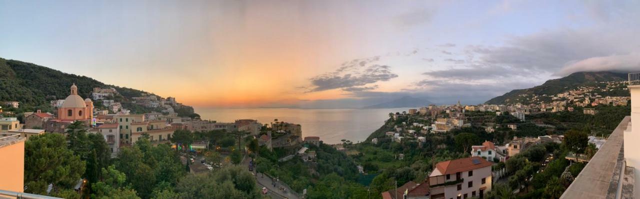 Grand Hotel Moon Valley Vico Equense Zewnętrze zdjęcie
